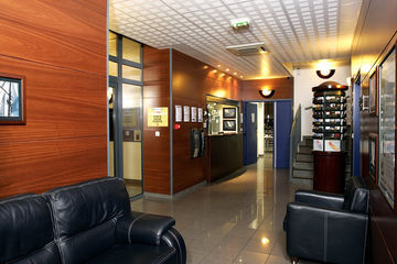 Comfort Suites Cannes Mandelieu Eksteriør billede